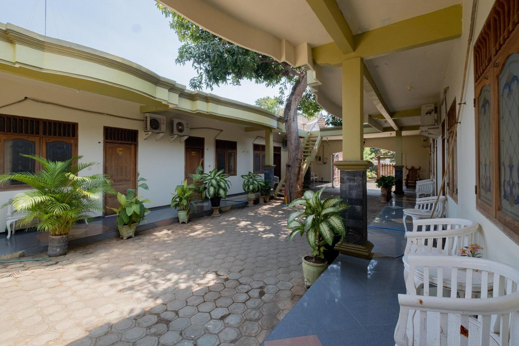 Reddoorz Syariah At Jalan Sunan Giri Tuban Tuban  Eksteriør bilde